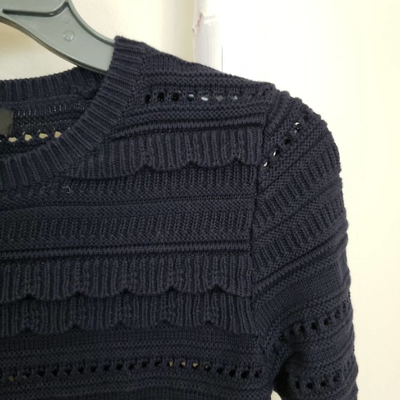 Banana Republic Ruffled Navy Blue Sweater Sz XS - Picture 2 of 4
